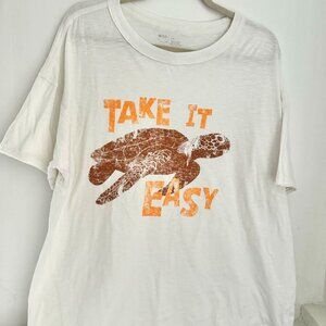 Aerie Graphic Oversized Boyfriend T-Shirt, size medium, color natural white